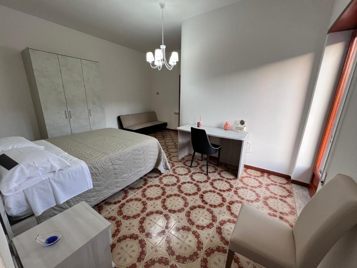 Atomos Bed & Breakfast Alvignano ภายนอก รูปภาพ
