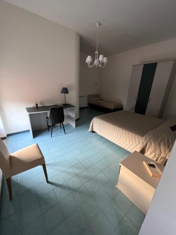 Atomos Bed & Breakfast Alvignano ภายนอก รูปภาพ