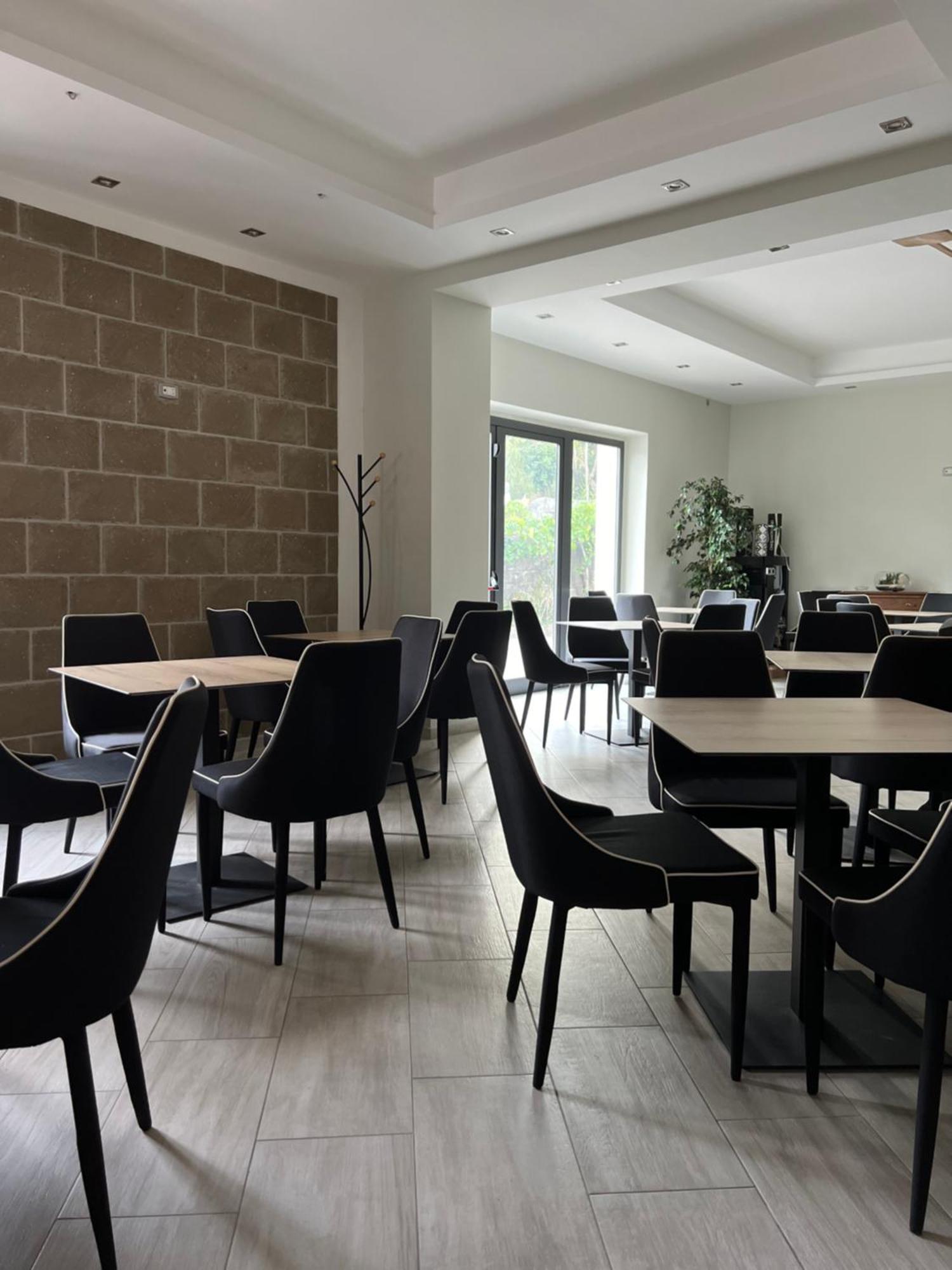 Atomos Bed & Breakfast Alvignano ภายนอก รูปภาพ